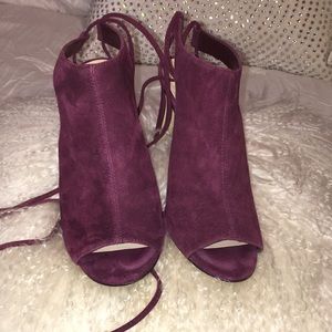 Vince Camuto open toe ankle tied mules